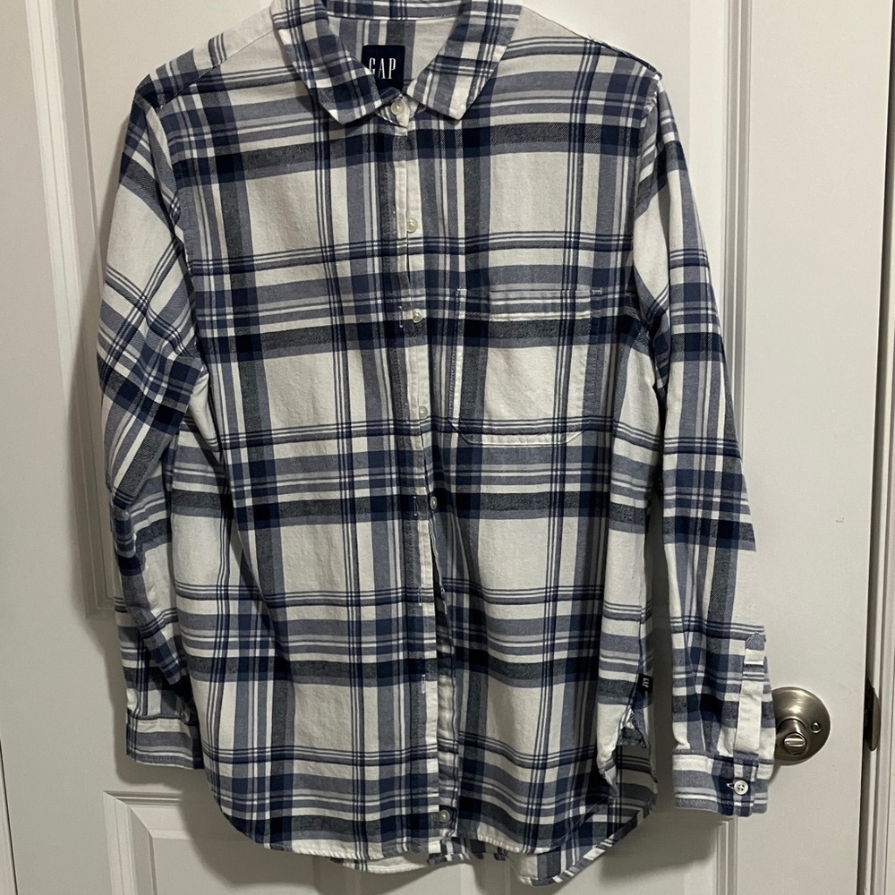 GAP Woman’s Navy and White Checkered Shirt